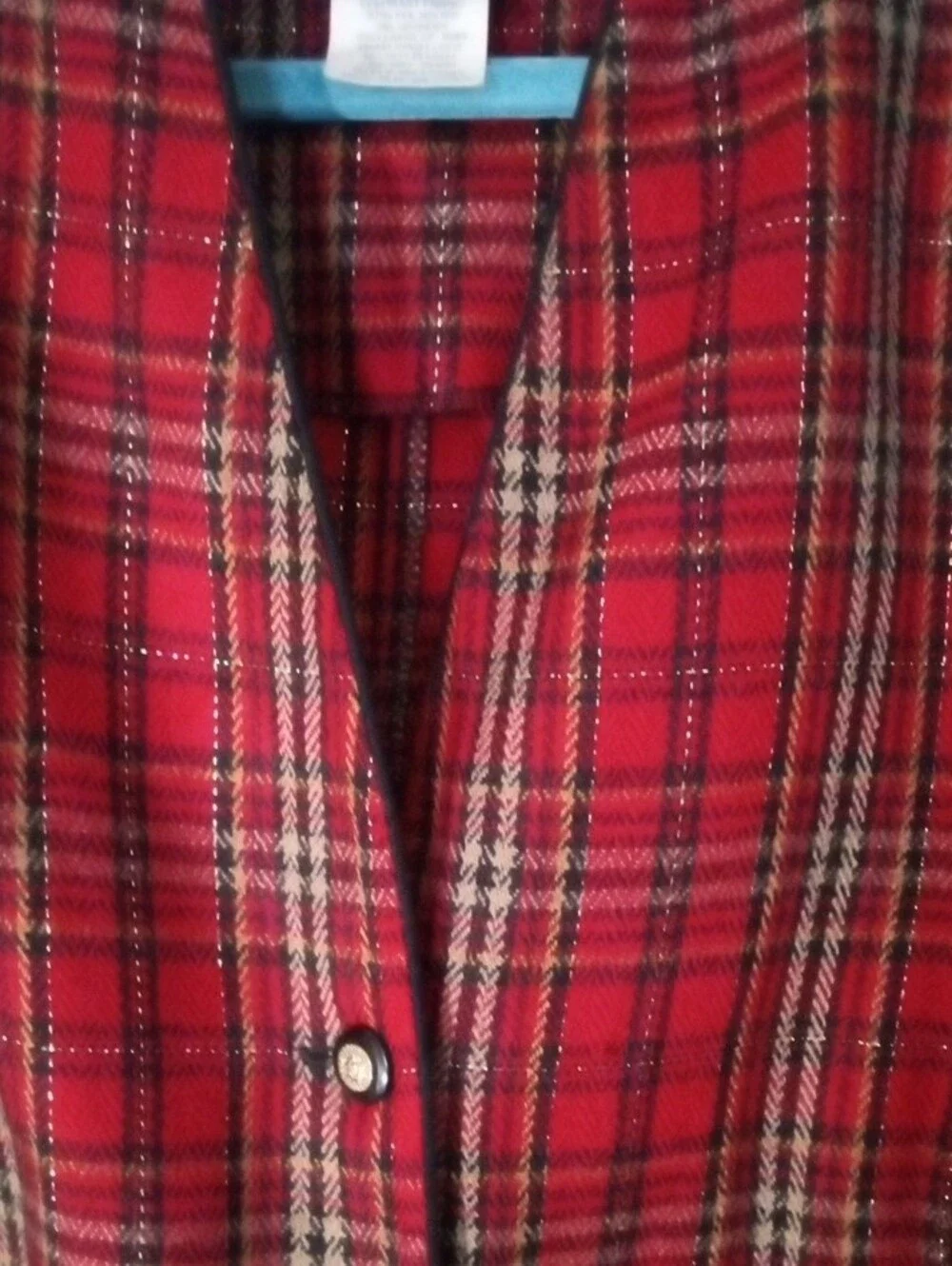 Lady Dorby structured red
